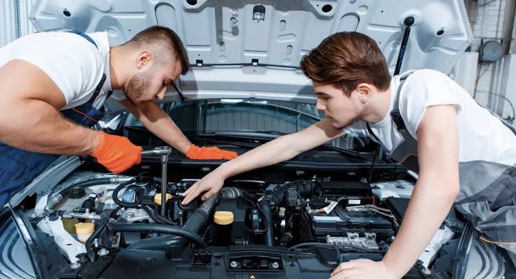 Diploma in Auto Electrician Auto Mobile & Electrician Image